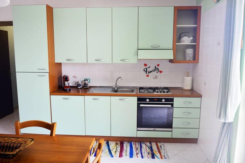 Appartamento Casasolemare Fondachello Fondachello  Buitenkant foto
