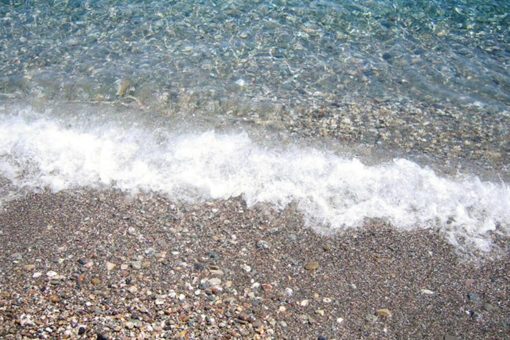 Appartamento Casasolemare Fondachello Fondachello  Buitenkant foto
