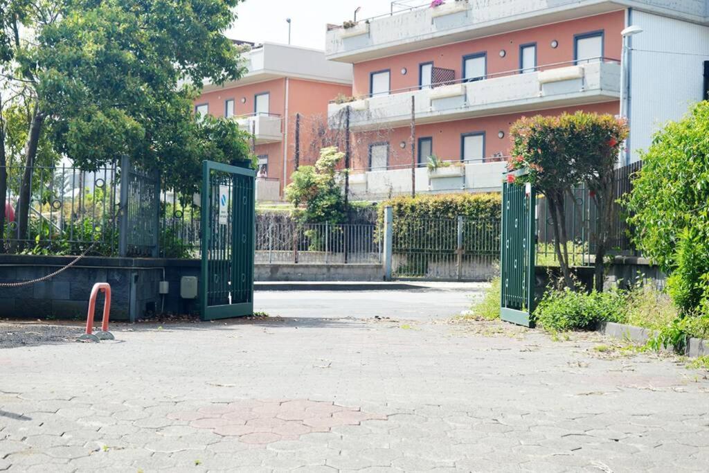 Appartamento Casasolemare Fondachello Fondachello  Buitenkant foto