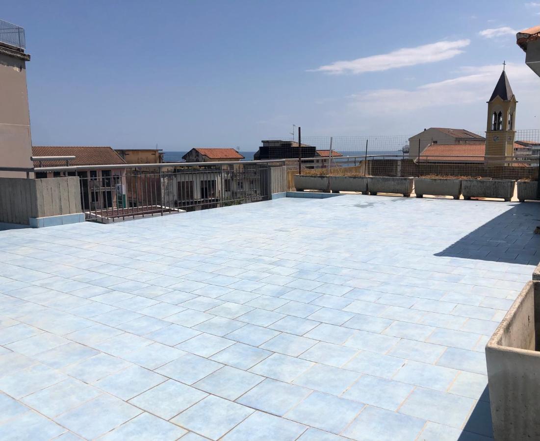 Appartamento Casasolemare Fondachello Fondachello  Buitenkant foto