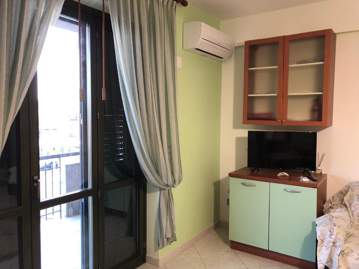 Appartamento Casasolemare Fondachello Fondachello  Buitenkant foto